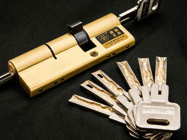 德格24小时上门开锁公司