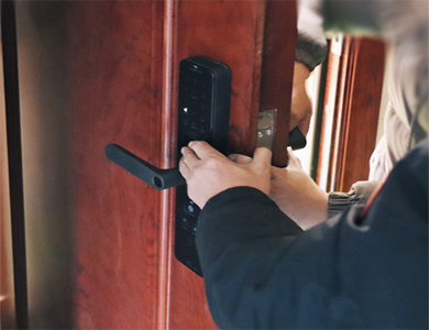 德格24小时上门开锁公司